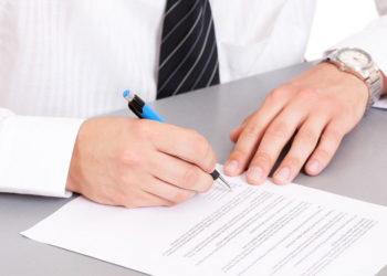 CV.  Données nécessaires, modèle, problèmes GDPR.  CV en anglais