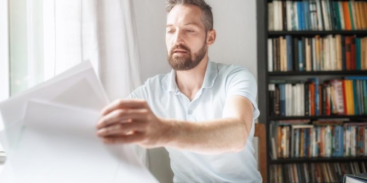 Comment faire une lettre d'accompagnement de CV qui n'est pas adressée à une personne | Travail