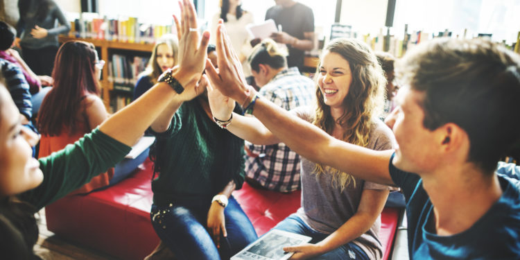 Comment inscrire les études dans votre CV