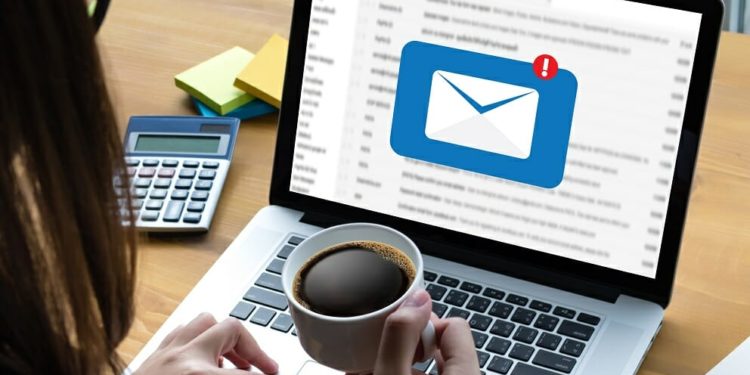 E-mail professionnel - Comment terminer un e-mail avec des fermetures de lettres