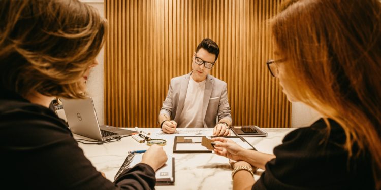 Conseils de lettre de motivation pour les candidats à un premier emploi