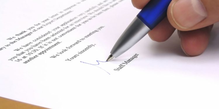 Exemples de clôture de lettre commerciale