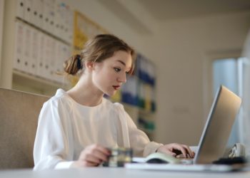 Comment rédiger une lettre de motivation comptable : conseils et exemples