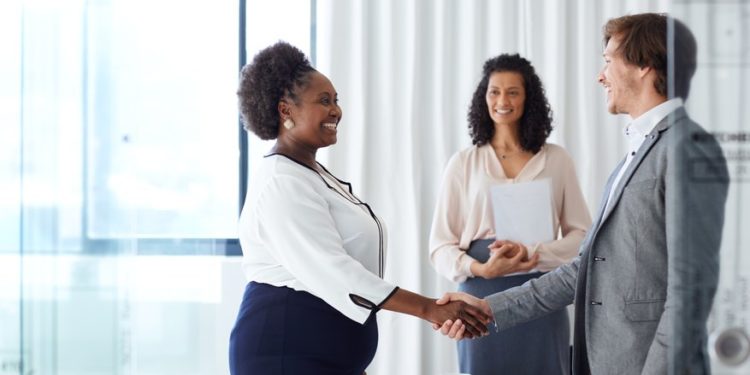 Comment rédiger une lettre de motivation pour postuler à nouveau pour mon emploi actuel | Travail