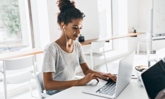 Meilleures salutations et autres options pour les signatures d'e-mails formelles : les moyens les plus efficaces de terminer un e-mail